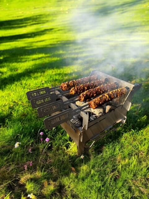 GrillNik GRILL S 6 in 1 Edelstahl Grillset für unterwegs | inkl. Spieße, Zange & Tasche – Bild 14